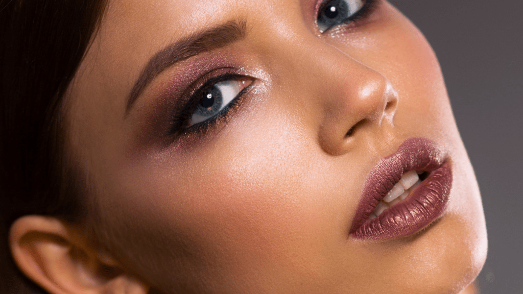 10 Expert Tips on How to Make Your Makeup Last All Day