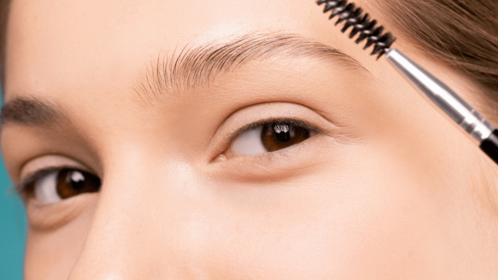 Step-by-Step Guide to Creating Smokey Eyes